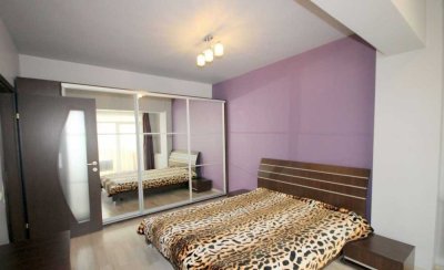 Geschmackvolle, modernisierte 1,5-Raum-Wohnung mit Balkon und EBK in Kuppenheim