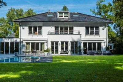 Moderne Villa der Spitzenklasse ! In Alt-Meererbusch