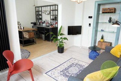 *** MEGA Style! Altbau-Ambiente ***  VOLLmöbliert   ** NEUbezug ** U-Bahn Anschluss ** NÄHE DATEV