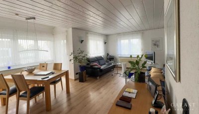 **Schmuckstück: TOP gepflegte 3 Zimmer-Wohnung mit Balkon, Garage, Stellplatz, in ruhiger Lage ...**