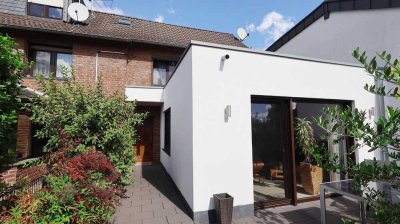 VIERSEN-Süchteln: Modernisiertes Einfamilienhaus in Feldrandlage