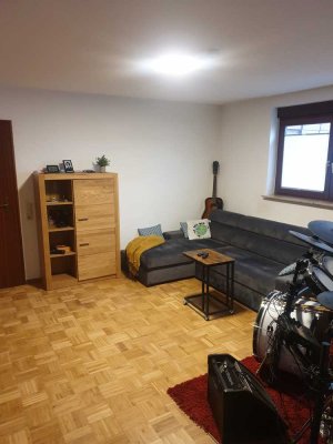 Idyllisch leben in gepflegter 2,5 Zimmerwohnung im historischen Zaisersweiher