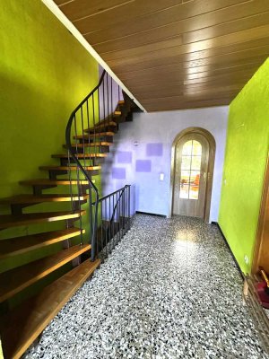 Familienhaus in Wennigsen - Holtensen mit grünem Garten und viel Platz !