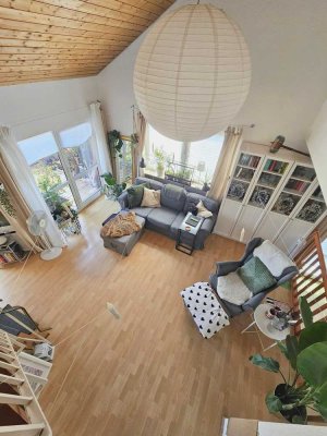 *MAL BESONDERS*3-,5 ZKBB-Maisonette in zentraler Lage – mit Garage, Stellplatz & Loggia,