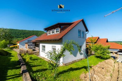 Zwei Wohnungen unter einem Dach - Vielfältig nutzbares Haus in idyllischer Randlage von Metzingen-Gl