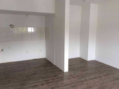 Gemütliche DG-Wohnung in zentraler Lage zu vermieten
