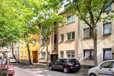 Ideal für eine Person! Vollständig sanierte 2-Zimmer-Erdgeschosswohnung.