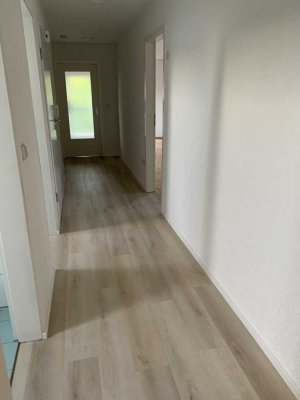 Helle Dachwohnung in ruhiger Lage am Ortsrand von Ammerbuch-Poltringen