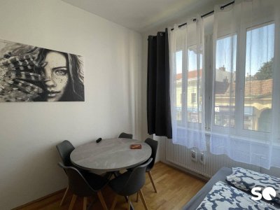 # SQ - ZENTRALE LAGE AM SPITZ - 3 ZIMMER ALTBAUWOHNUNG - SANIERT UND GEPFLEGT