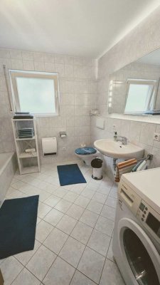 Seenahe, möblierte Wohnung mit Garten/Terrasse zur Zwischenmiete / all inklusive