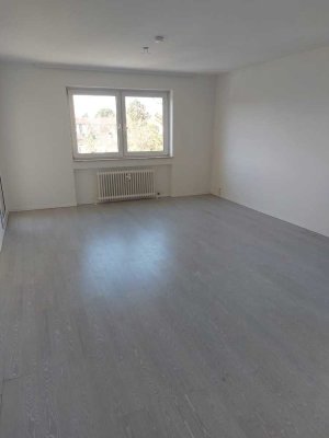 Helle 3-Zimmer-Wohnung mit Balkon in Köln-Porz
