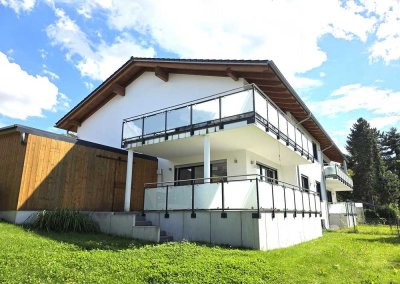 Sofort verfügbar : 3-Z.-EG-Whg, 117qm Wfl. mit eigenem Garten und zwei Kfz-Stellplätze inklusive