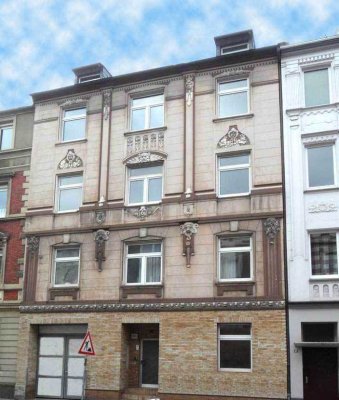 Neu renovierte Single-/Pärchen-Wohnung: 2 Zimmer, Balkon, EBK Internet/Kabel/DSL, nette Nachbarn