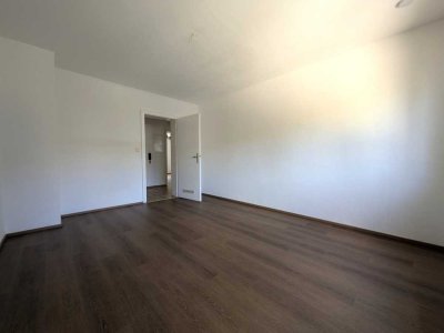 2-Zimmerwohnung mit kleinem Balkon in Durlach, auch als WG möglich