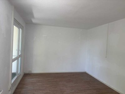 Ansprechende helle 2-Zimmer-Wohnung mit Balkon in Dessau-Rosslau