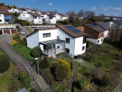 Gepflegtes, familienfreundliches Einfamilienhaus am Roten Berg mit großem Grundstück