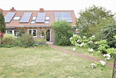 Charmantes Endreihenhaus mit Garten in zentraler Lage von Tostedt zu vermieten