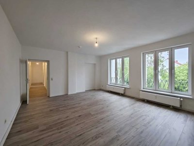 VIEL PLATZ zum WOHNEN und frisch renoviert
