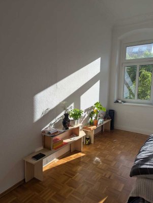 Geschmackvolle 3-Raum-Wohnung mit Balkon in Dresden