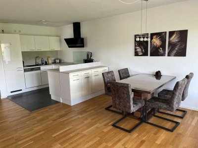 Neuwertige 3-Zimmer-Wohnung mit Balkon und Einbauküche in Fürth