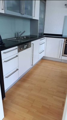 Attraktive 2-Zimmer-Erdgeschosswohnung mit gehobener Innenausstattung mit Wintergarten und EBK