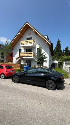 Wohnen im Grünen mit Balkon/Terrasse und Garten