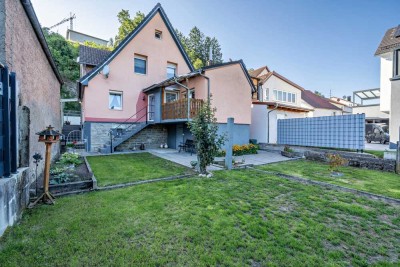 Kleines, feines Eigenheim mit viel Grünfläche