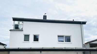 Elegante 4-Zimmer Wohnung mit Balkon in Bornheim - Merten