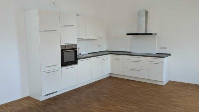 2-Zimmer-DG-Wohnung mit Aufzug in Landau, zentral