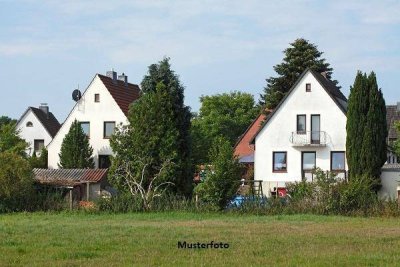 Einfamilienhaus mit Wohnnebengebäude + provisionsfrei +