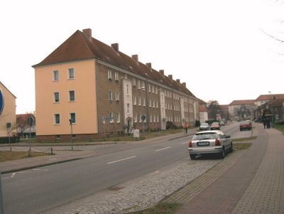 3-Raumwohnung, sofort bezugsfertig, im 2.OG mit Balkon im Falkensteig in Wittenberge