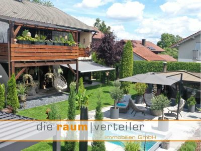 Exklusives EFH / ZFH in Top Lage in Bruckmühl, großes Gartengrundstück, Pool, Whirlpool, 2 Garagen