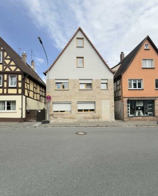2-3 Mehrfamilienhaus in bester Lage und förderfähig!