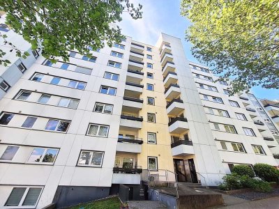 Einmaliger Bergblick! Gepflegte 1,5 Zi. ETW mit Loggia und Garagenplatz in HI-Neuhof