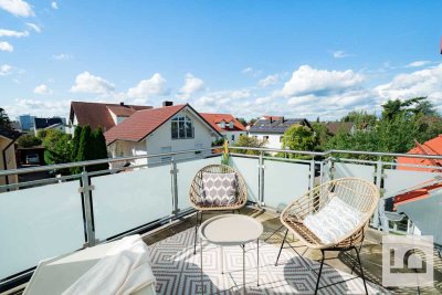 *Provisionsfrei*Lichtdurchflutete, ruhige 3 ZKB mit hochwertige EBK, 2 Balkone, Tiefgarage, IN-Nord