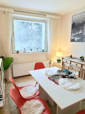 Exklusive 3- Zimmer Wohnung | CITY | EBK & Balkon