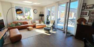 Riesige Dachterrasse, stilvolle 4,5-Raum-Penthouse-Wohnung mit gehobener Innenausstattung mit EBK