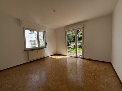Kaltental Hochparterre 3-Zimmer Wohnung mit Garten