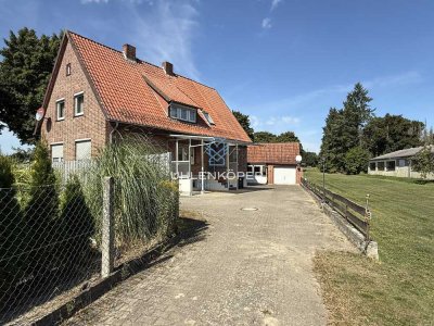 Schönes, massiv gebautes Einfamilienhaus mit großem Grundstück und Nebengebäuden in Oetzen (Landkrei