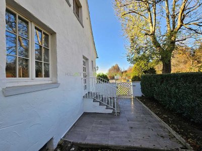 Zuhause mit Charakter: Zweifamilienhaus mit großem Garten und viel Potenzial in Bodnegg zu verkaufen