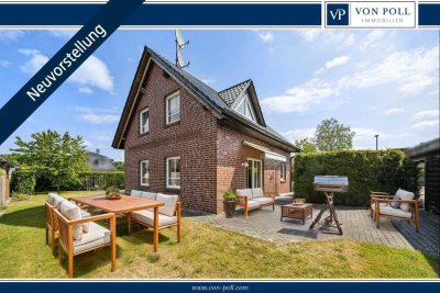 Massiv gebautes Einfamilienhaus mit vier Zimmern und Carport