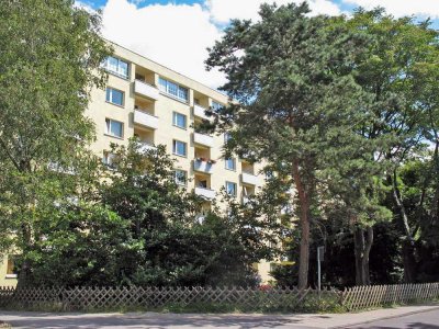 Vermietungssichere Drei-Zimmer-Wohnung am S-Bahnhof