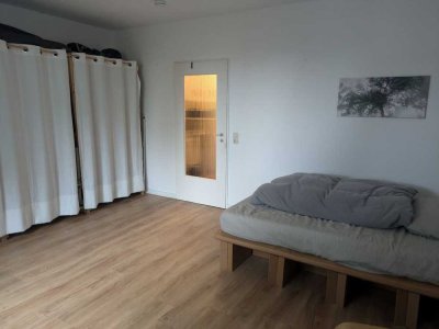 1-Zimmer-Wohnung im Roten Feld zum 01. Oktober
