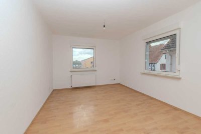 !!= Großzügige Maisonettewohnung mit Lagerfläche – Böhl-Iggelheim (Ortsteil Böhl) =!!