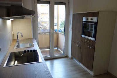 3-Zi.-Whg. mit Einbauküche und Balkon in ruhiger Lage