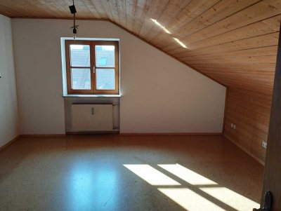 Traumhafte Maisonette über zwei Ebenen: gepflegt, ruhig und bezugsfertig ab 02/2026