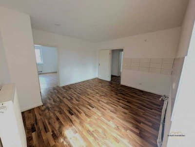 Schöne 4-Raumwohnung im 1. Obergeschoss