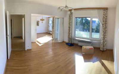 Exklusive 2,5-Raum-Wohnung mit Balkon und Einbauküche in Trier