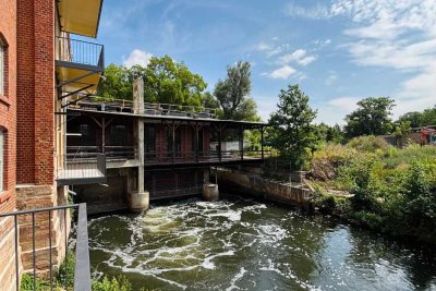 Modernes Wohnen in der Papierfabrik | Balkon | 2 Bäder | Bodentiefe Fenster | Stellplatz | Aufzug