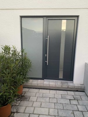 Gehobene 2,5-Zimmer-Souterrain-Wohnung inklusive Einbauküche – Erstbezug nach Sanierung